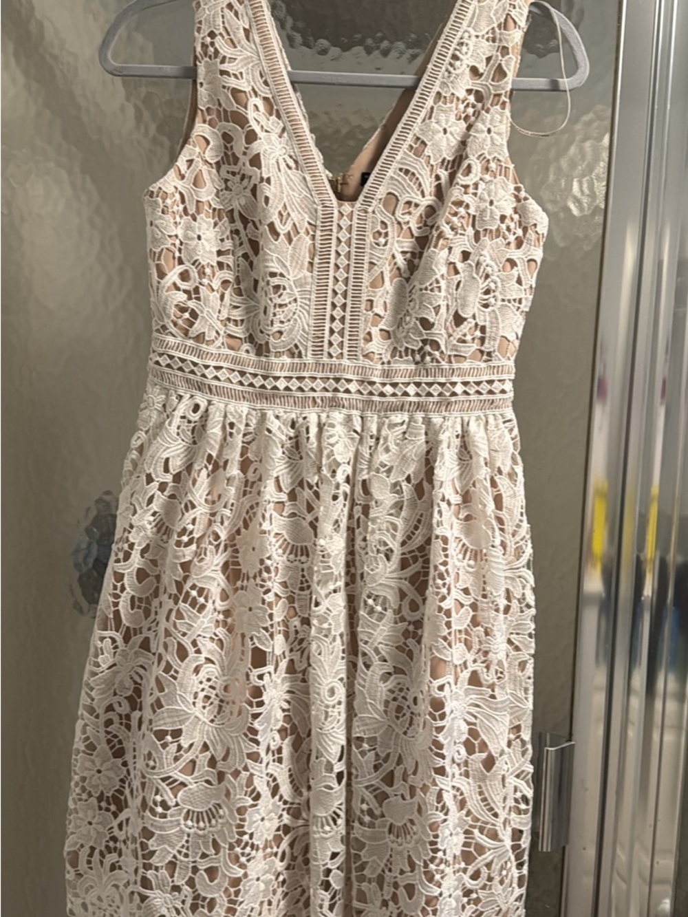 Girls Lace V-Neck Dress in Ivory